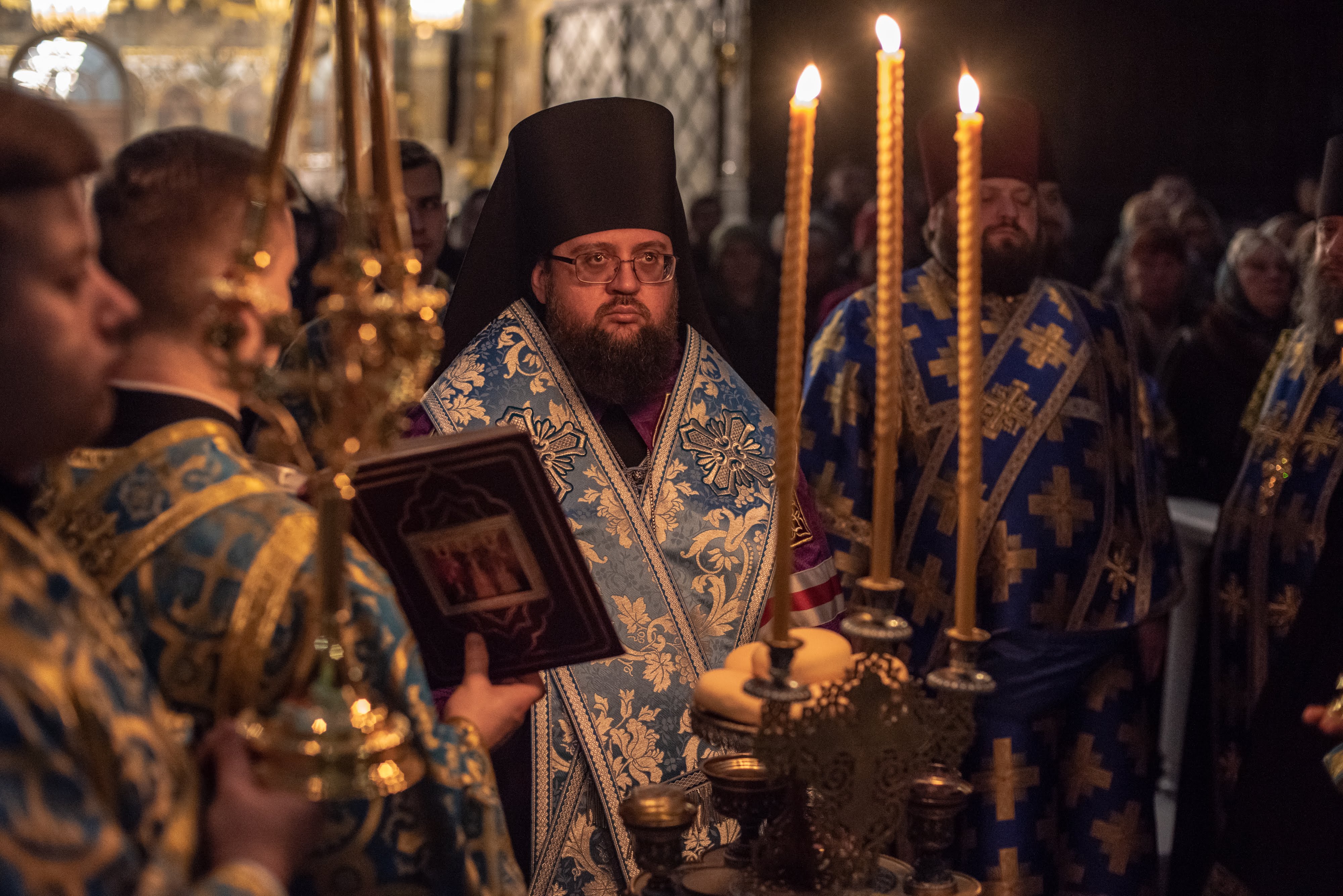 Всенічне бдіння напередодні свята Введення у храм Пресвятої Богородиці