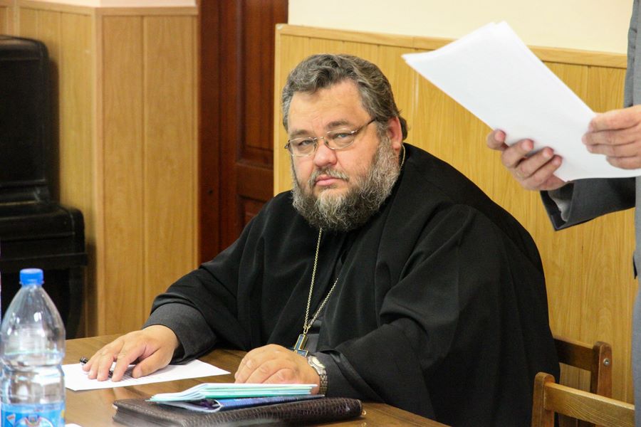 Вітаємо помічника ректора по роботі з іноземними студентами професора протоієрея Ростислава Снігірьова з Днем народження!