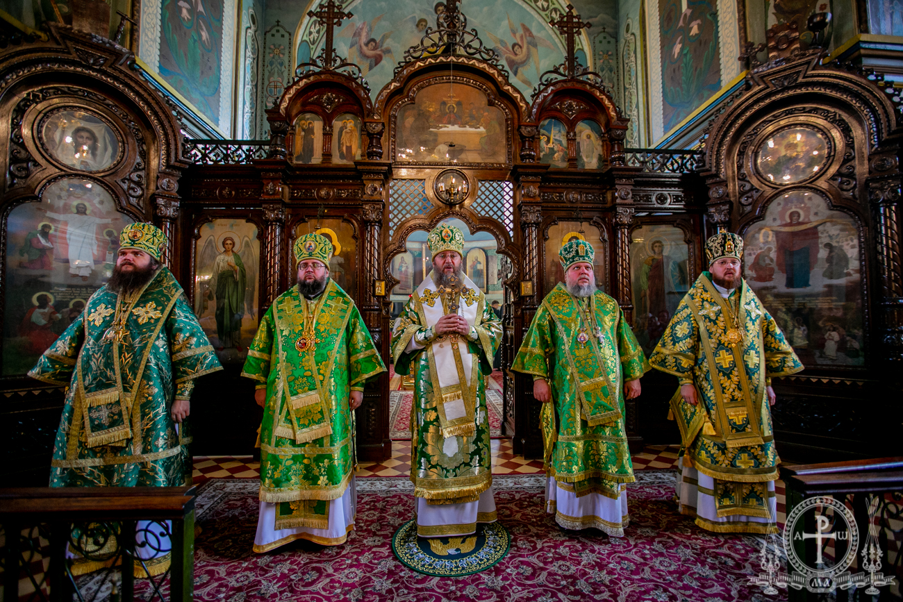 Єпископ Білогородський Сильвестр привітав доцента КДА єпископа Переяслав-Хмельницького Діонісія з Днем Ангела