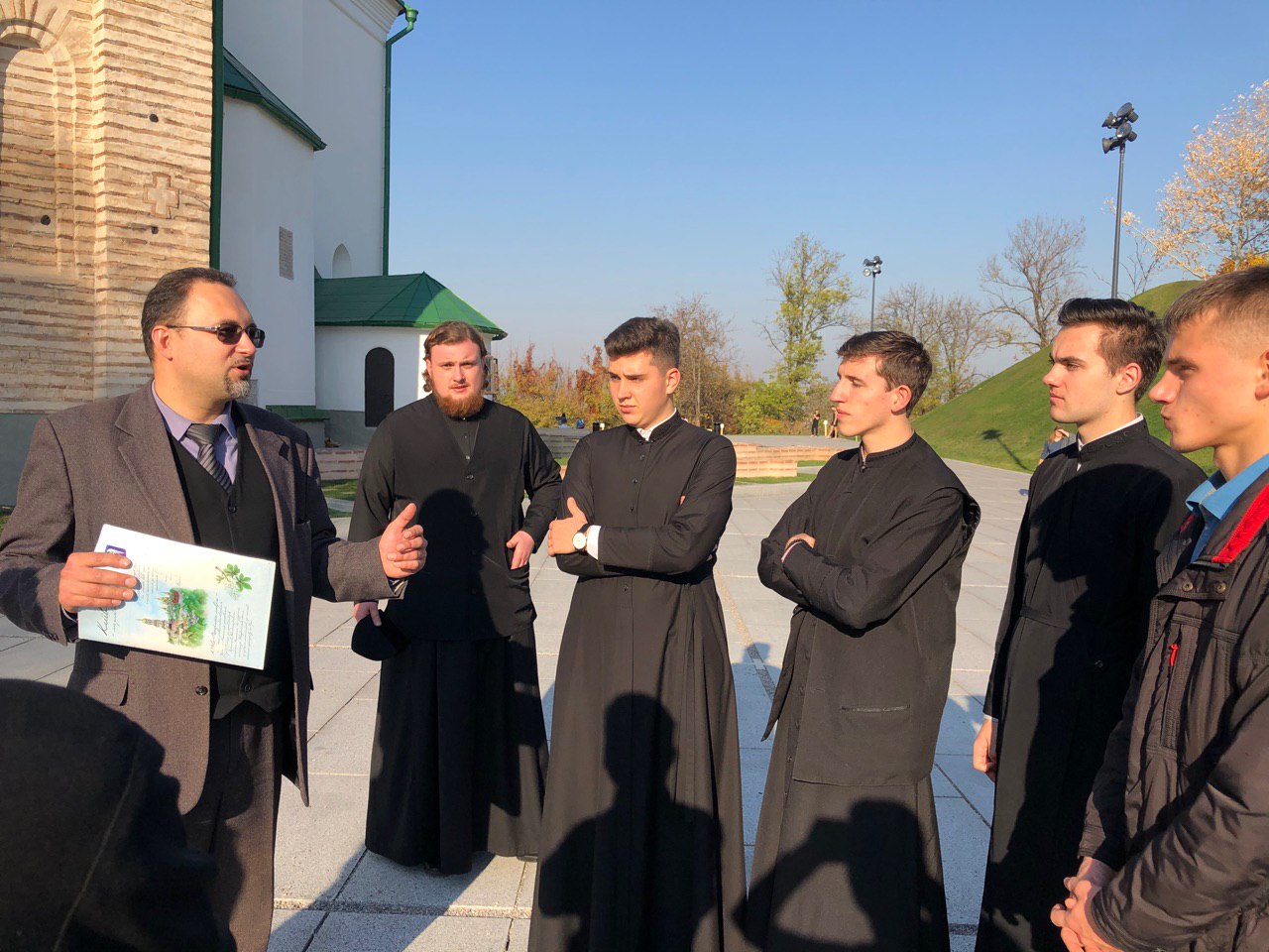 Вихованці 1-го класу Семінарії відвідали унікальну пам’ятку архітектури ХI-ХІІ століття — церкву Спаса на Берестові