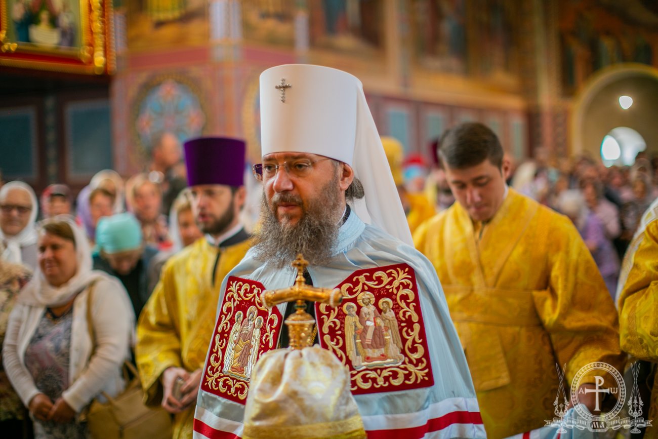 Вітаємо заслуженого професора КДА митрополита Бориспільського і Броварського Антонія з 13-ою річницею Архієрейської хіротонії!