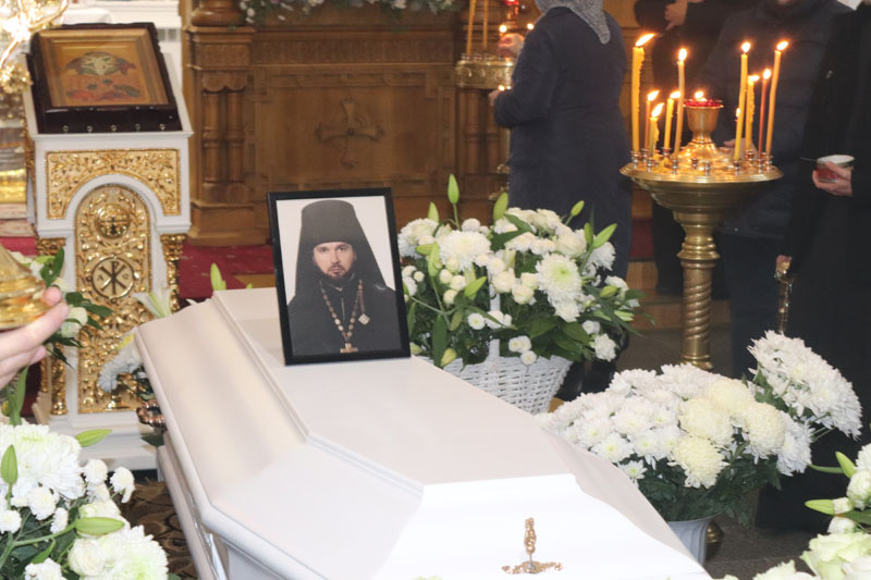 Звершено відспівування новопреставленого архімандрита Аристарха (Лебедєва)