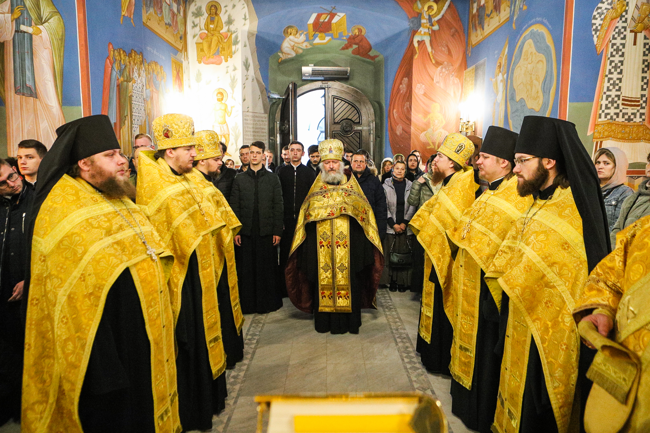 В Академічному храмі звершено Всенічне бдіння напередодні Неділі 16-ої після П’ятидесятниці