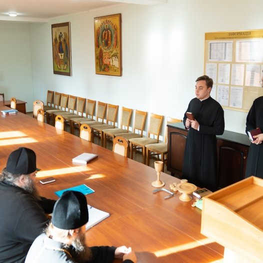 В Київських духовних школах відбувся ставленицький іспит В Київських духовних школах відбувся ставленицький іспит