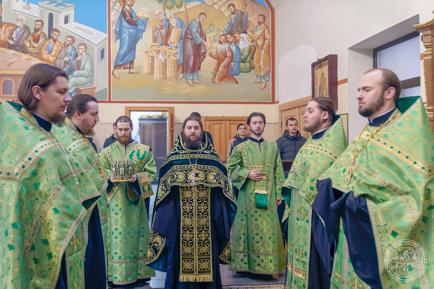 В Київських духовних школах звершено традиційне читання Акафіста Собору святих КДА