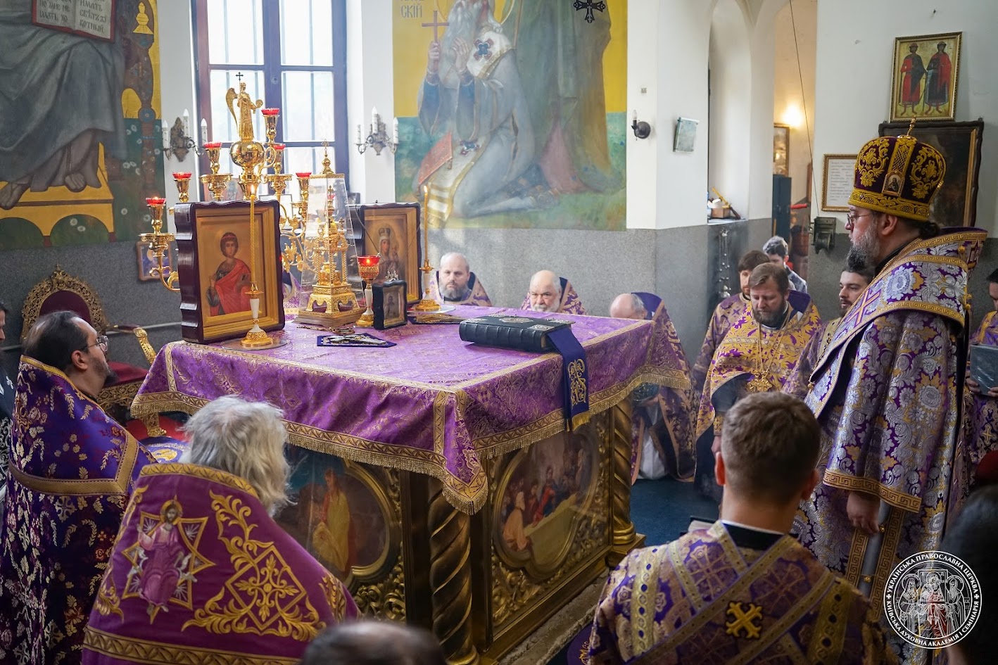 Архієпископ Сильвестр звершив Літургію Передосвячених Дарів в столичному храмі на честь свт. Михаїла Київського