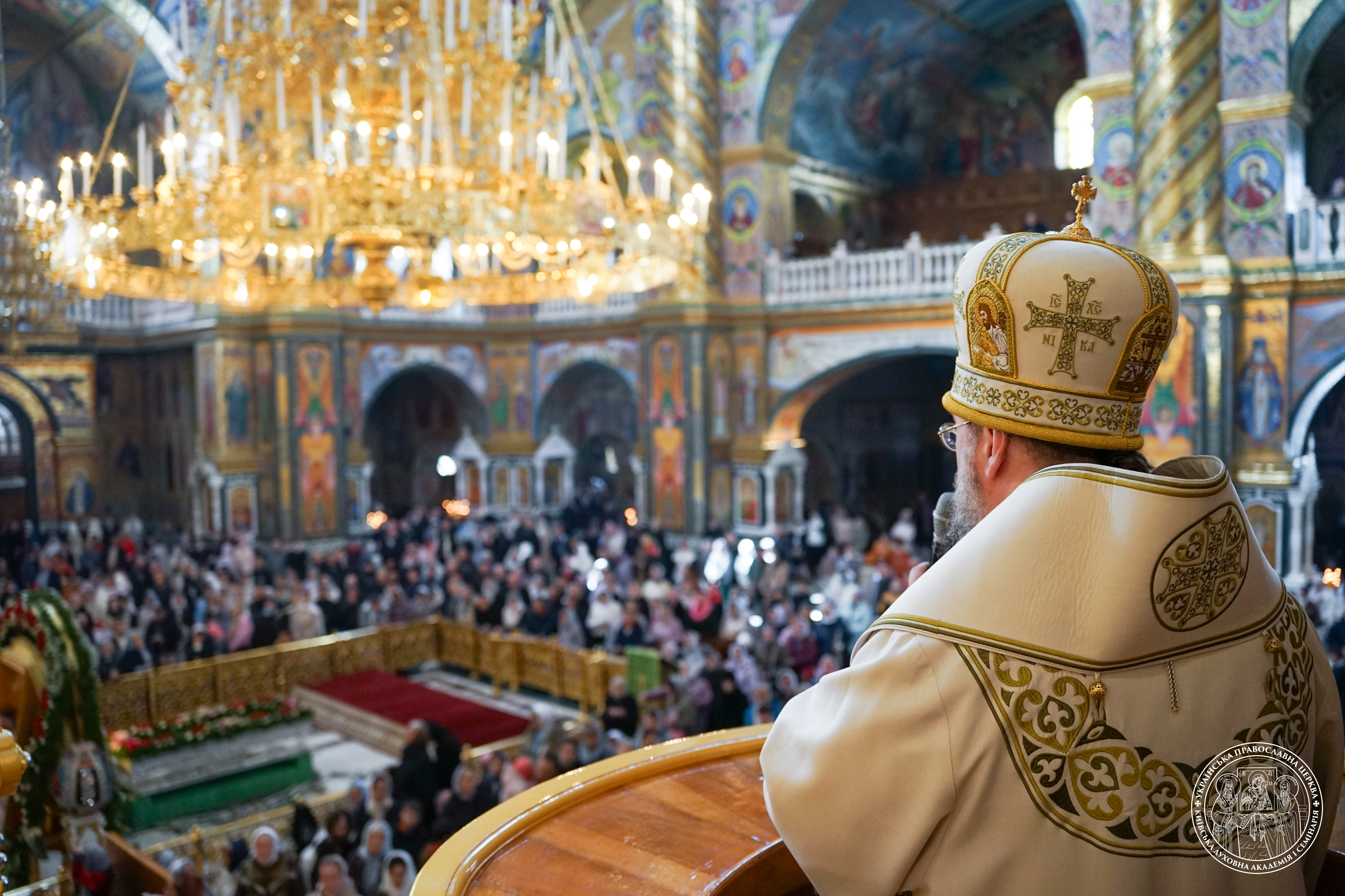 Архієпископ Білогородський Сильвестр звершив Божественну літургію у Спасо-Преображенському соборі Почаївської Лаври