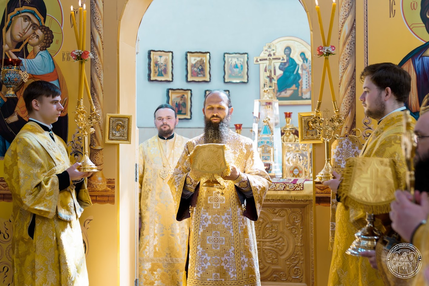Літургія у першу Неділю після П’ятидесятниці, Всіх святих та Києво-Братської ікони Божої Матері