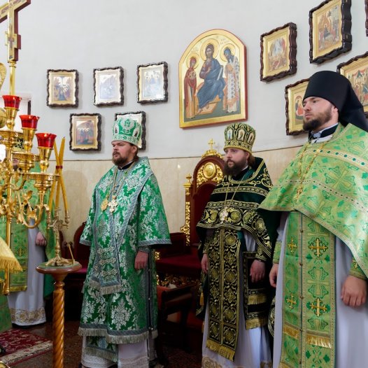 Божественна літургія у день пам’яті прп. Сергія Радонезького та прп. Афанасія Афонського