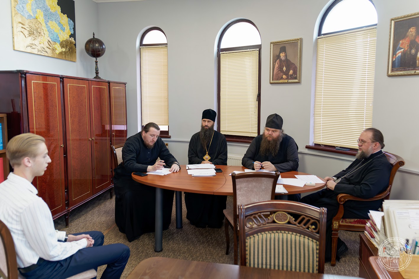 В рамках вступної кампанії абітурієнти пройшли співбесіду з ректором Академії