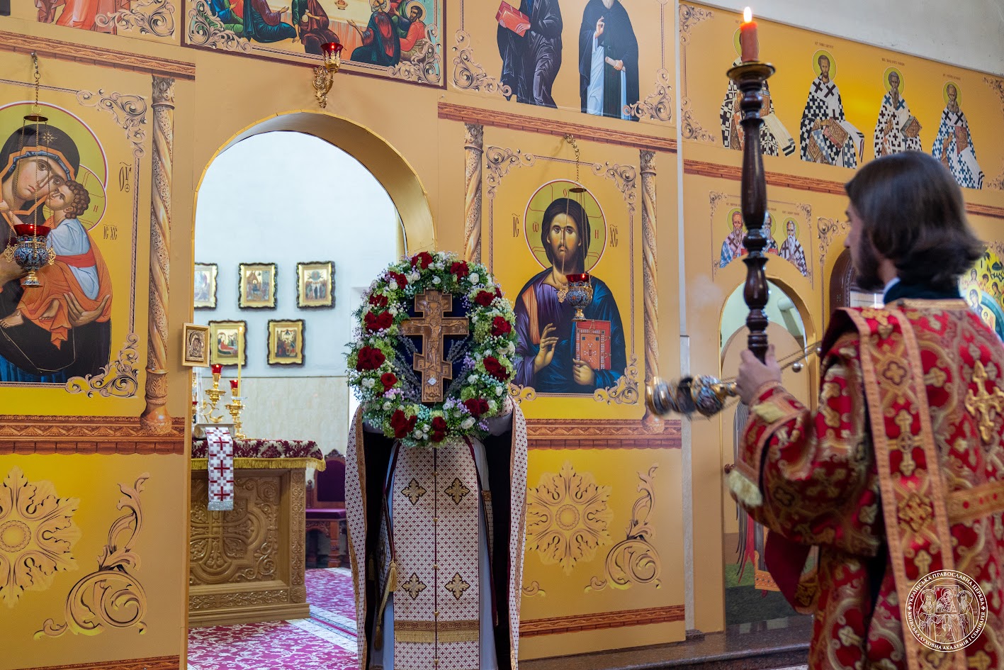 Богослужіння напередодні свята Винесення Чесних Древ Животворящого Хреста Господнього