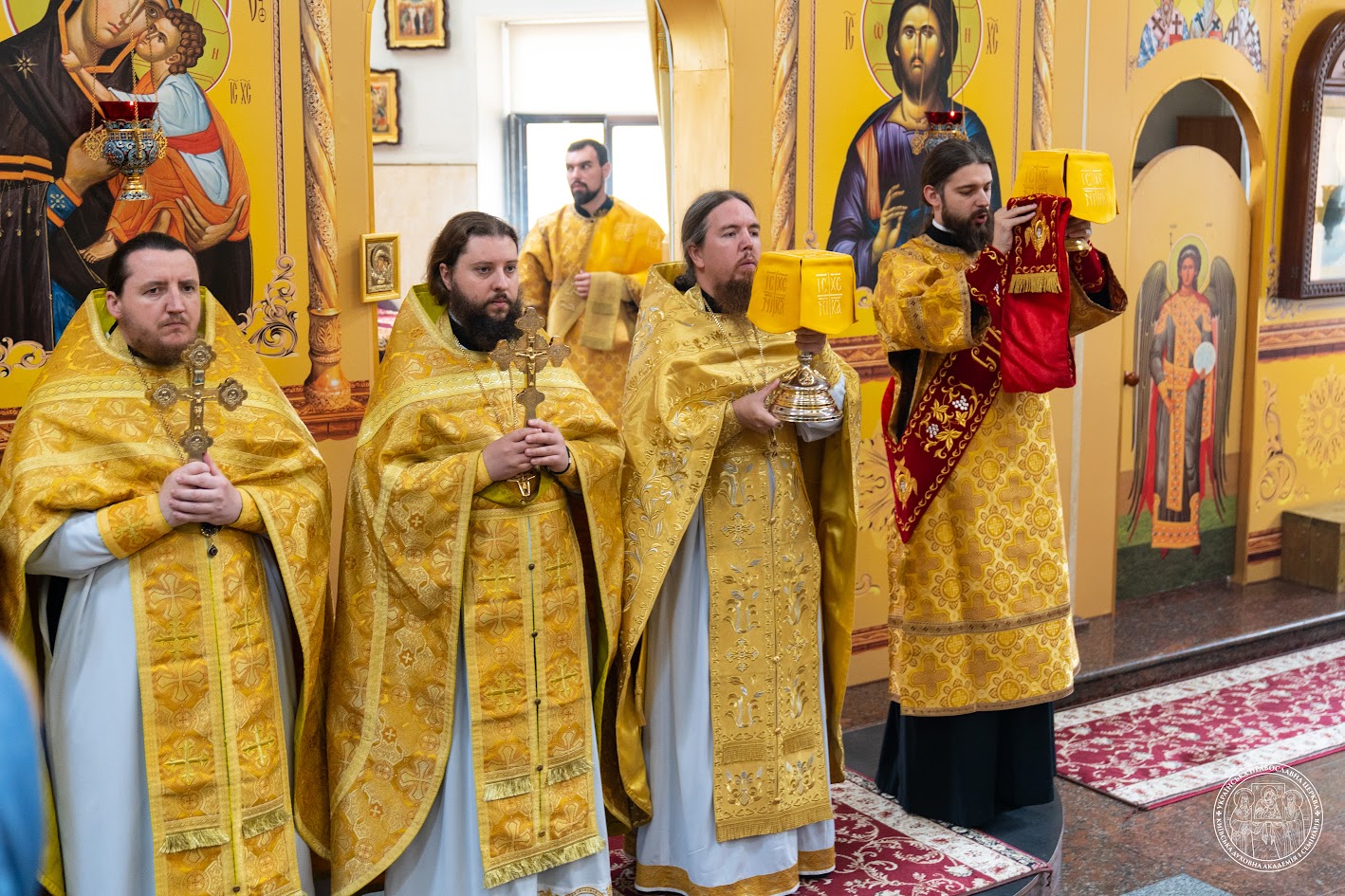 Божественна літургія у Неділю десяту після П’ятидесятниці