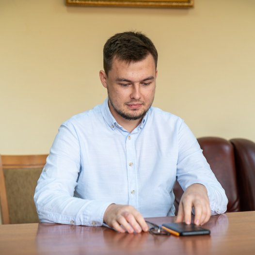 Вітаємо викладача Олександра Миколайовича Нартюка з Днем народження!