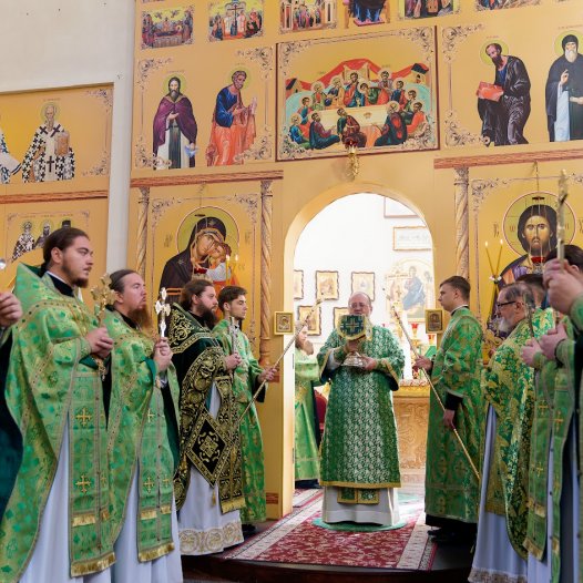 Божественна літургія у день пам’яті Собору преподобних отців, які у Дальніх печерах спочивають
