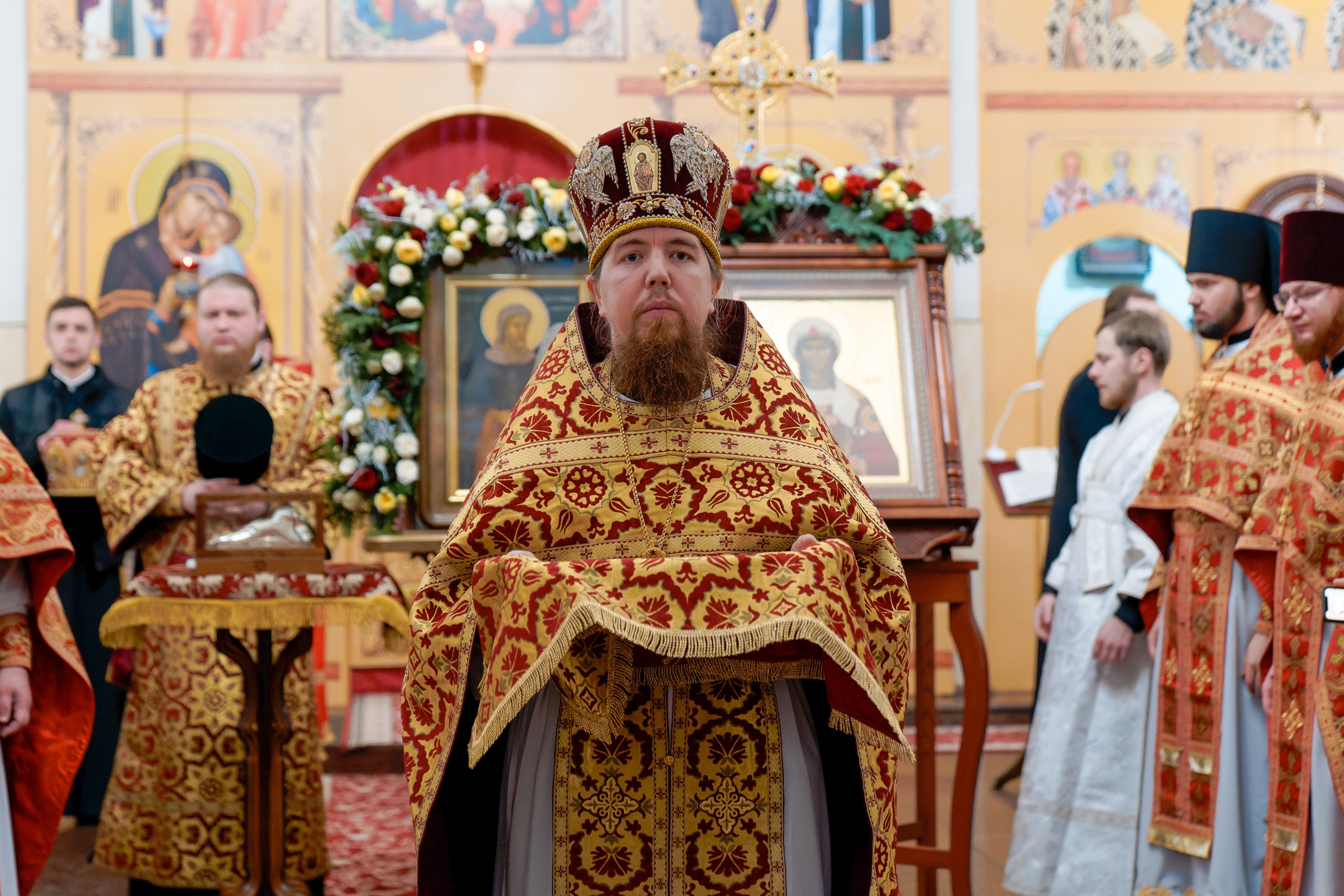 Вітаємо завідувача бібліотеки та церковно-археологічного музею КДА архімандрита Дамаскіна (Лебедя) з Днем народження!
