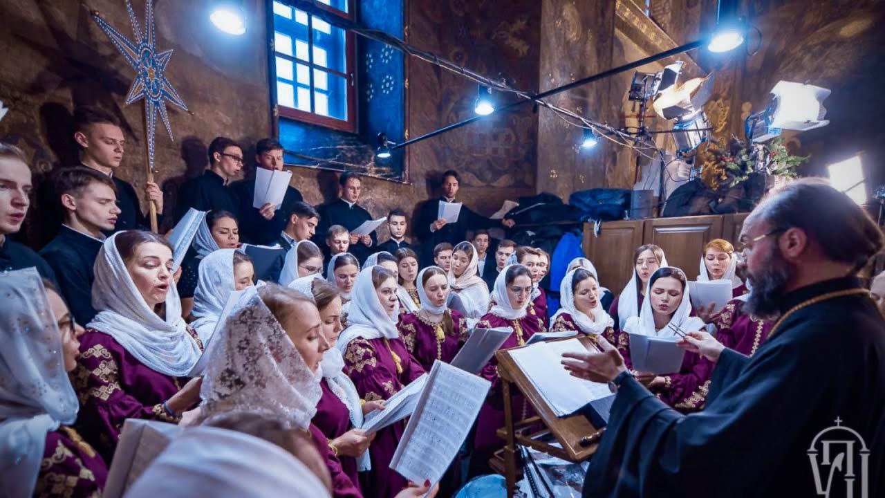 Київська духовна академія оголошує набір дівчат до змішаного хору Київська духовна академія оголошує набір дівчат до змішаного хору