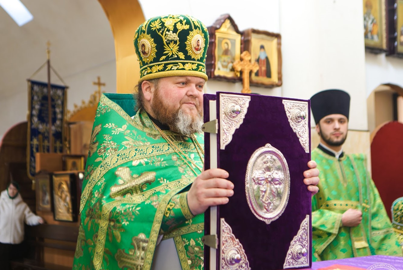 Вітаємо благочинного Академічного храму архімандрита Досифея (Михайлюка) з Днем народження!