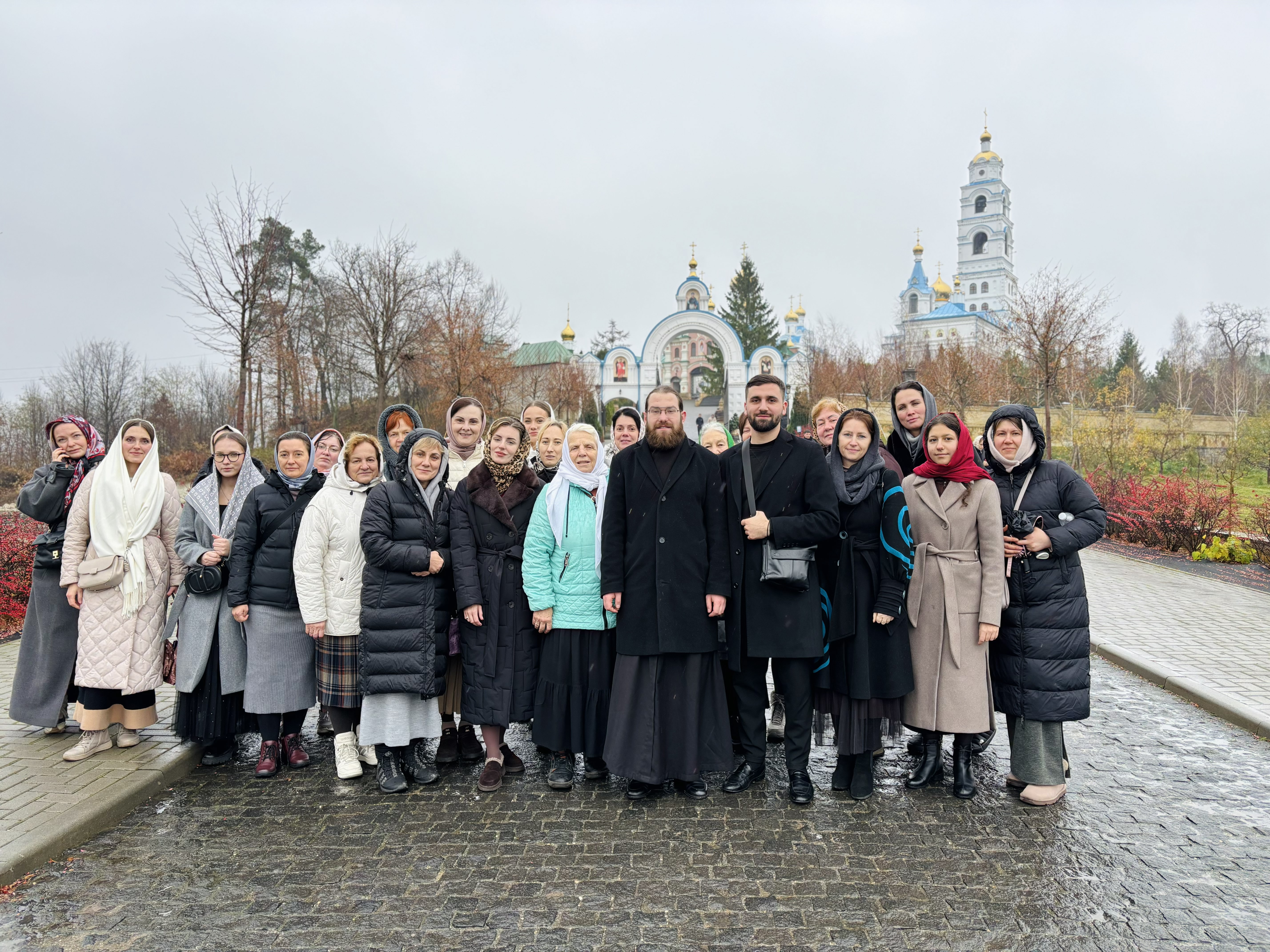 Паломницька служба при Академічному храмі КДА відвідала Свято-Успенську Почаївську Лавру