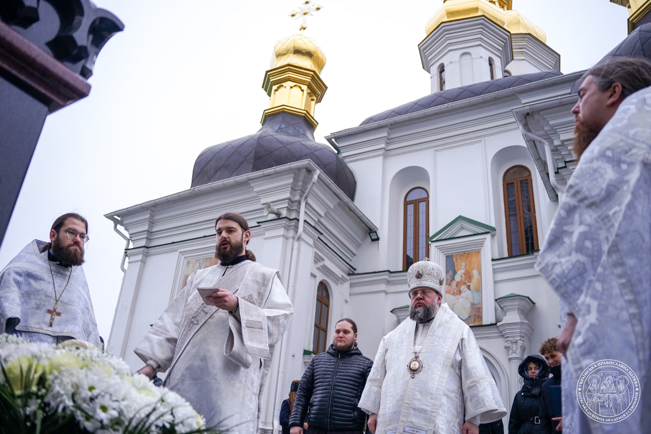 Ректор КДА звершив заупокійне Богослужіння у день народження Митрополита Володимира (Сабодана)