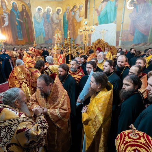 Київські духовні школи молились за святковою Літургією в 35-ту річницю архієрейської хіротонії Предстоятеля УПЦ