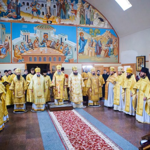 Київські духовні школи вперше відзначили день канонізації святителя Петра Могили