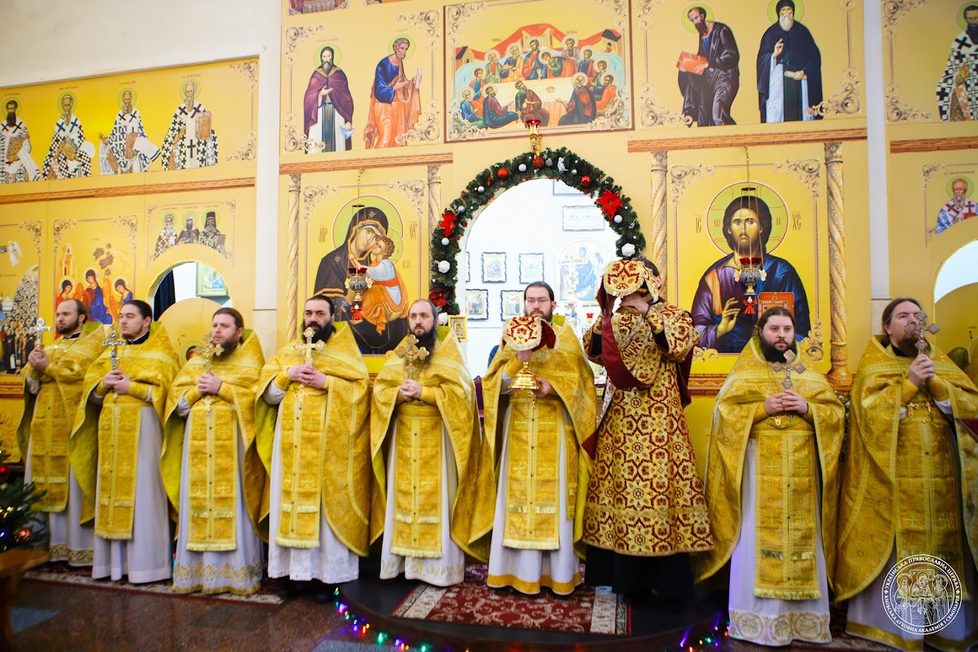 У неділю святих праотців в КДАіС звершена Божественна літургія