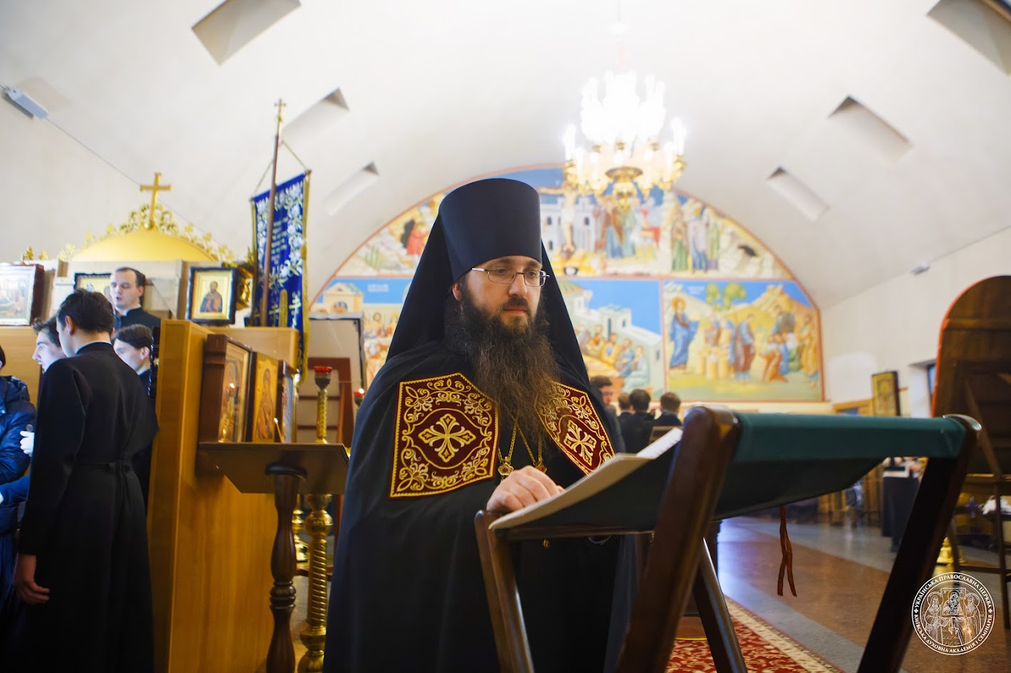 Вітаємо вченого секретаря доцента архімандрита Митрофана (Божка) з Днем народження!