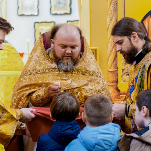 Вітаємо благочинного Академічного храму архімандрита Досифея (Михайлюка) з Днем тезоіменитства!