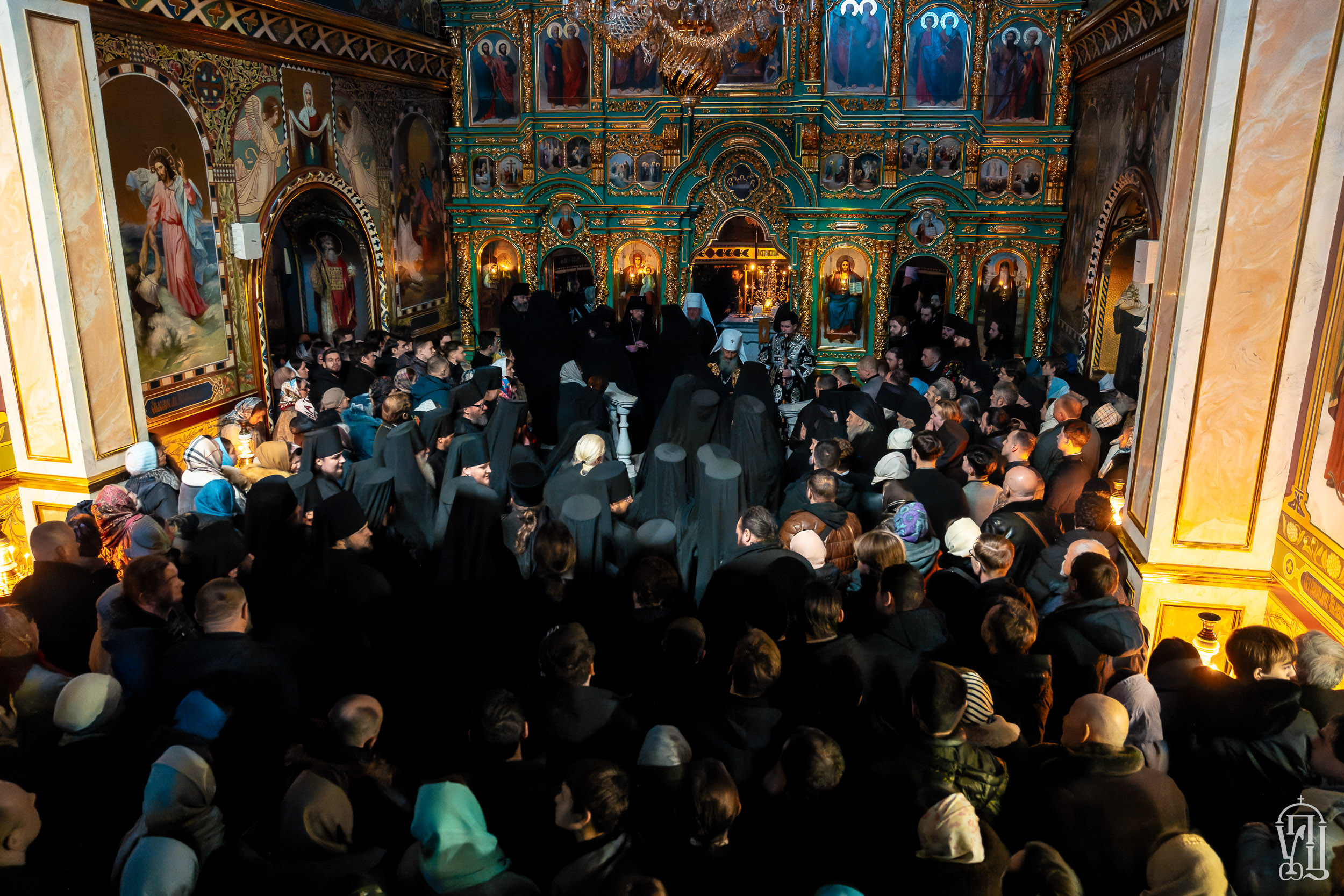 Київські духовні школи взяли участь у Чині прощення в Києво-Печерській лаврі