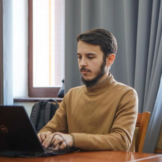 Вітаємо викладача Сергія Михайловича Григанича з Днем народження!