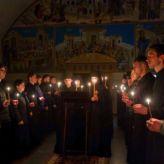 Полуношниця для новопострижених ченців у КДАіС
