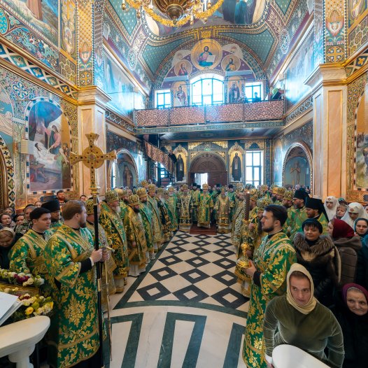 Собор преподобних отців Печерських. Ректор КДА співслужив Предстоятелю УПЦ