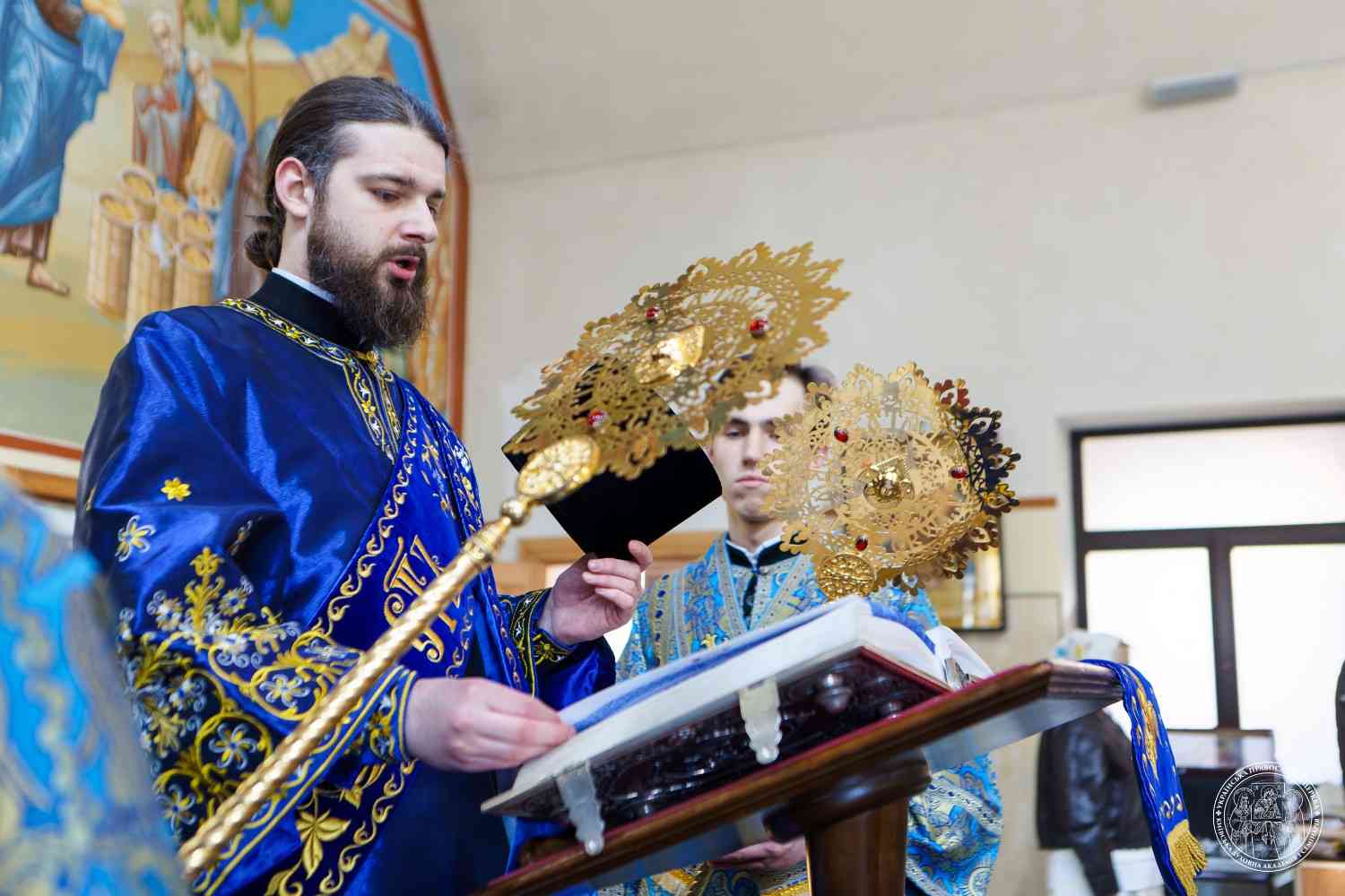 Вітаємо завідувача канцелярією КДАіС архідиякона Никодима (Шевчука) з 30-річчям від Дня народження!