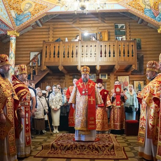 Служіння ректора у Неділю жінок-мироносиць