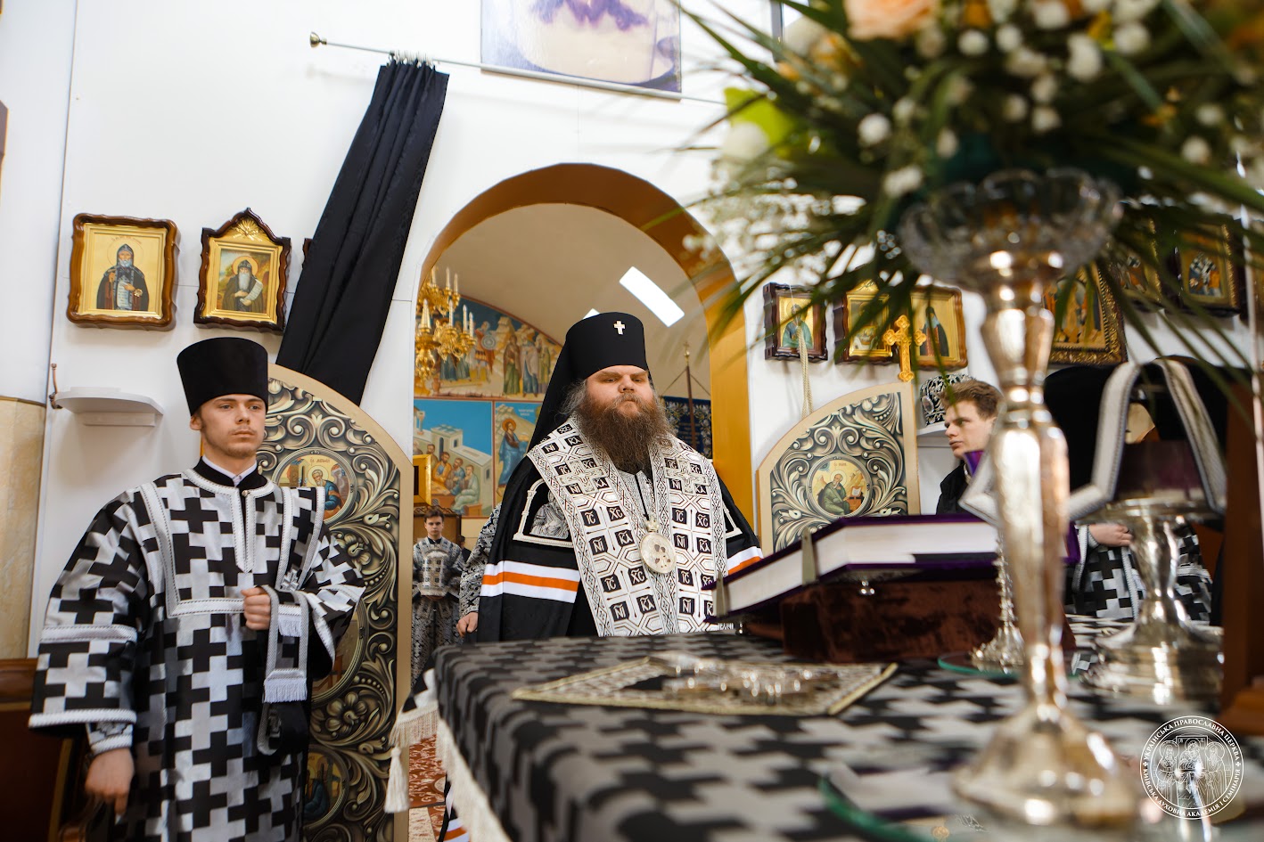 Уставне богослужіння напередодні Великої Середи