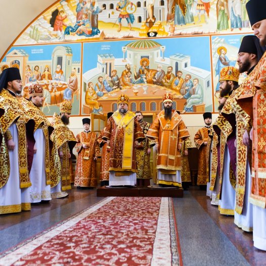 Архієпископ Сильвестр очолив Божественну літургію в Академічному храмі