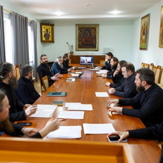 На кафедрі богослов’я і біблеїстики відбулися передзахисти магістерських робіт студентів ІІ курсу КДА