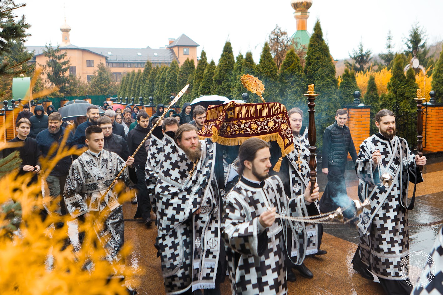 Утреня з чином погребіння Плащаниці