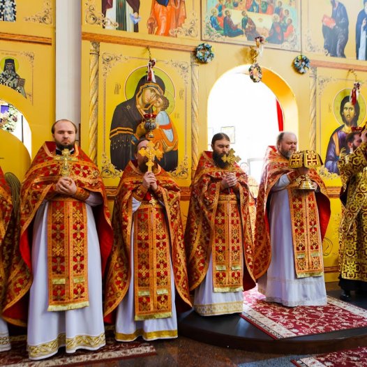 Літургія у день свята Преполовіння П’ятидесятниці та вмч. Георгія Побідоносця