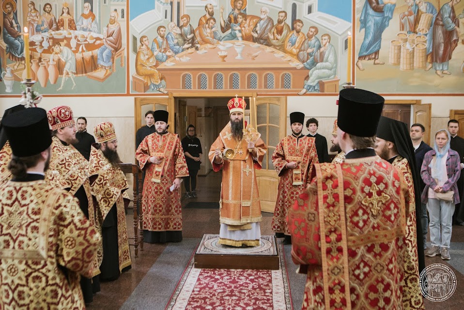 Напередодні віддання Пасхи в Академії відслужено вечірнє богослужіння Пасхальним чином