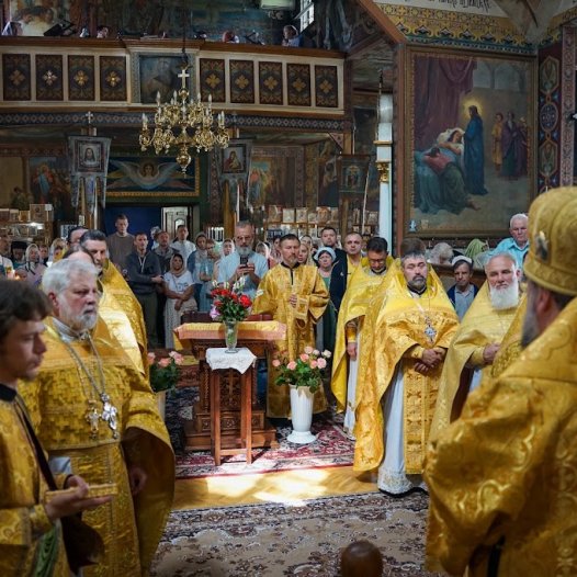 Служіння ректора КДАіС у день пам’яті святих первоверховних апостолів Петра і Павла