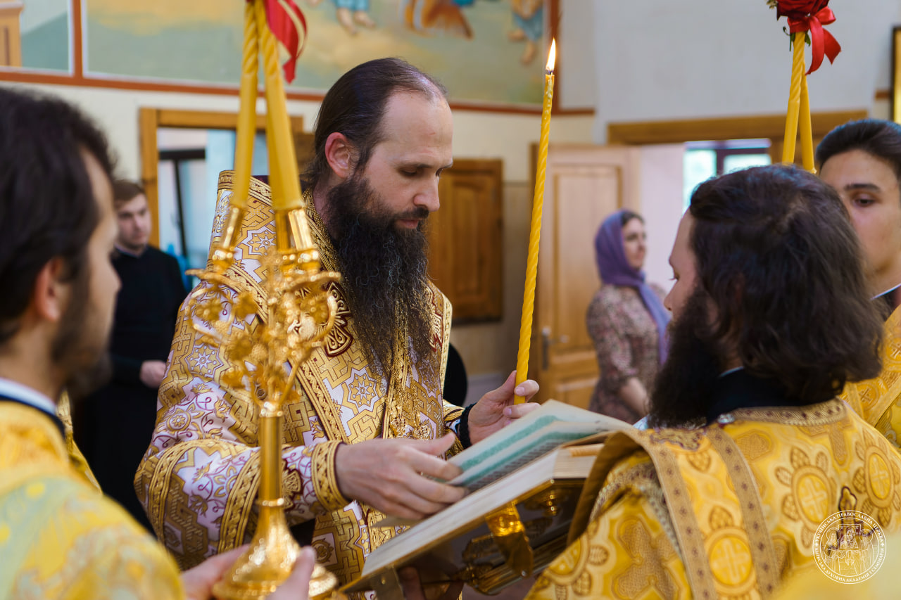 Напередодні свята Різдва Іоанна Предтечі в Академії відслужено Всенічне бдіння