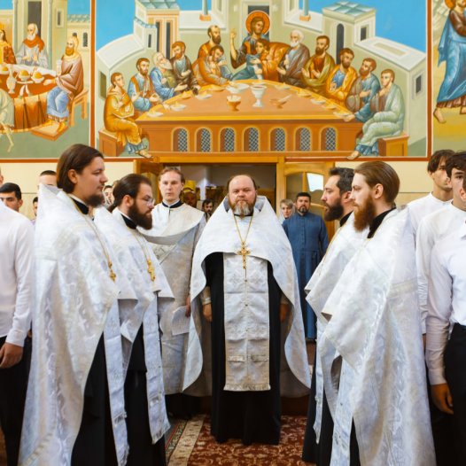 Молебень для абітурієнтів перед початком вступних іспитів до Київських духовних шкіл