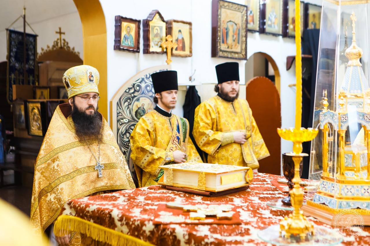 Божественна літургія у Неділю одинадцяту після П’ятидесятниці