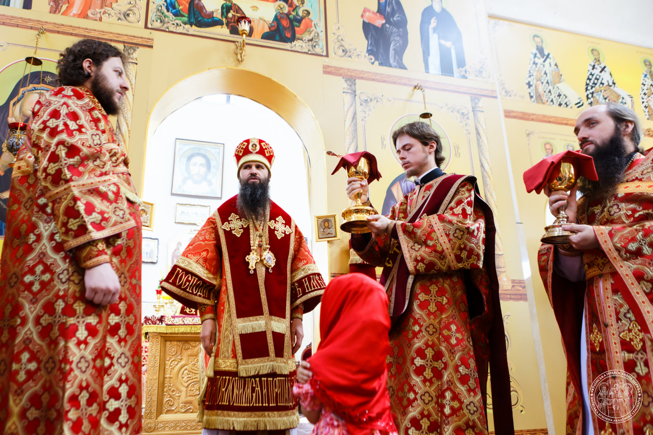 Єпископ Пантелеімон очолив Літургію у день пам’яті свого небесного покровителя