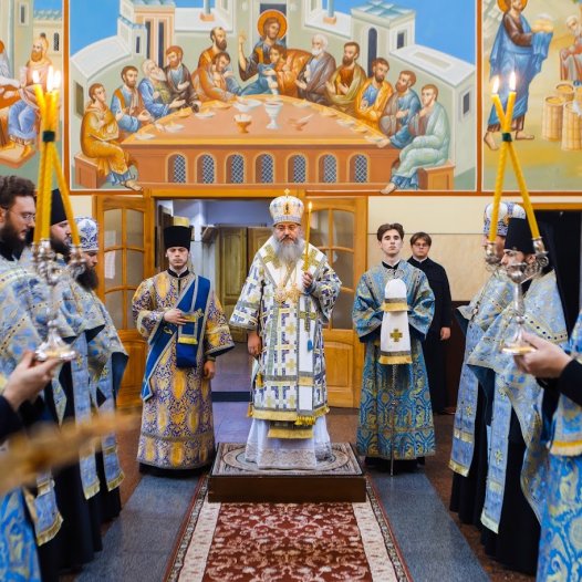 Голова Учбового комітету при Священному Синоді УПЦ звершив вечірнє богослужіння в Академічному храмі