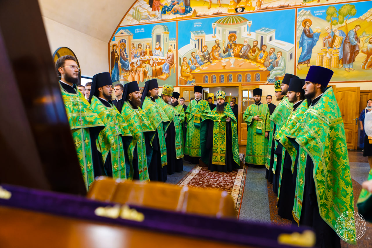 Всенічне бдіння напередодні дня пам’яті Собору преподобних отців, які у Дальніх печерах спочивають