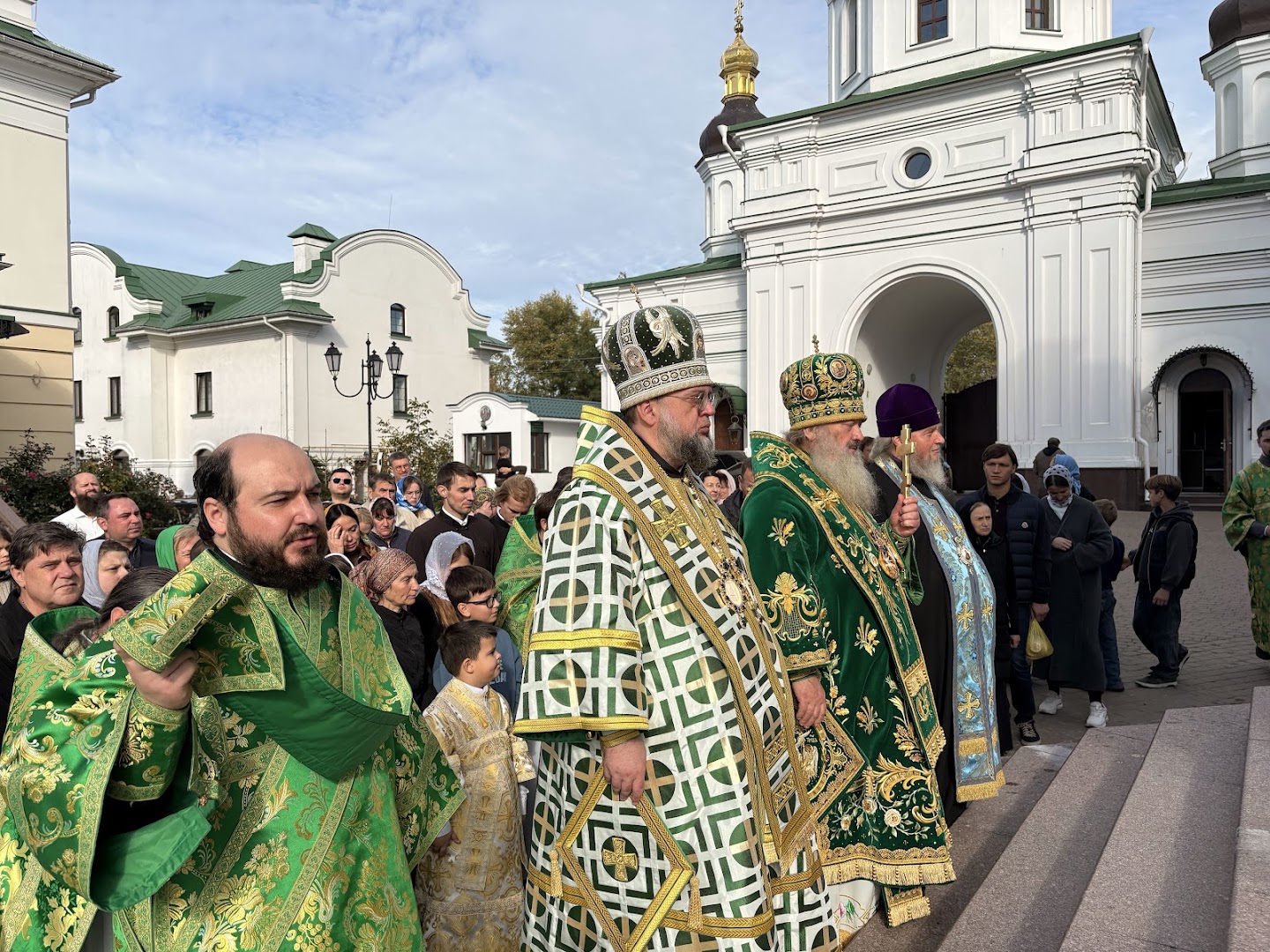 Ректор КДАіС разом з митрополитом Павлом служили за Божественною літургією у скиту Києво-Печерської Лаври