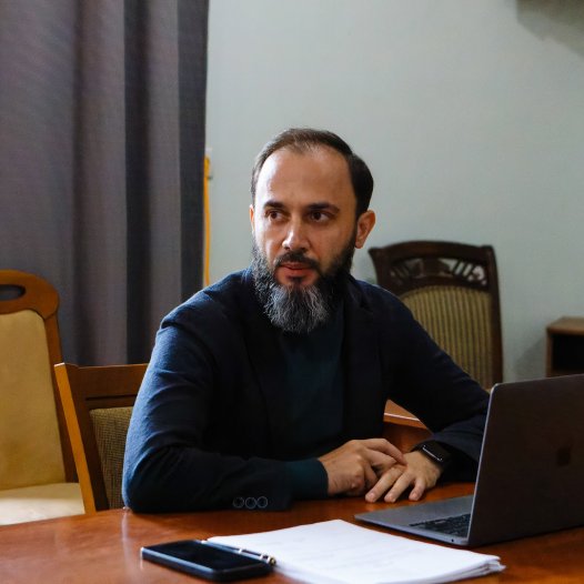Вітаємо професора Олега Оттовича Надь з 40-річним ювілеєм від Дня народження!