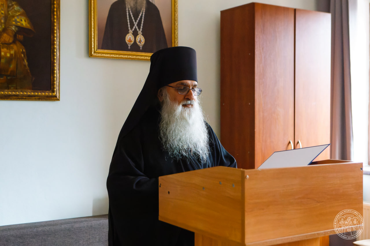 На засіданні кафедри церковно-практичних дисциплін відбувся передзахист магістерських робіт